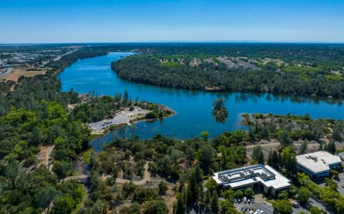 127 Conductor Way, Folsom CA 95630-8022 exterior