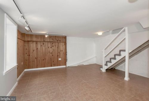 2022 21 St, Arlington VA 22201-3607 exterior