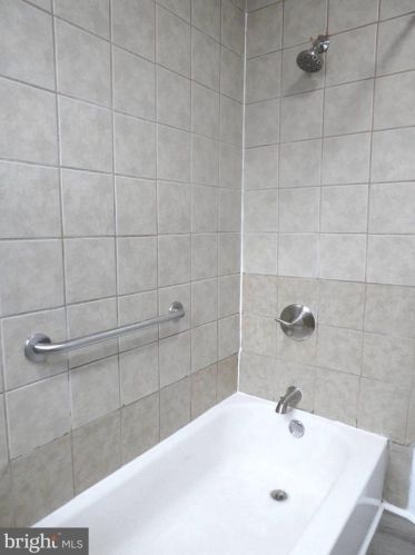 3912 Darien St, Philadelphia PA 19140-3211 exterior