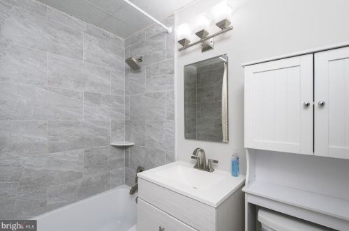 115 D St, Washington DC  20001-2782 exterior