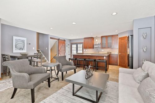 70 Farrell St, Saint Paul MN 55119-5203 exterior