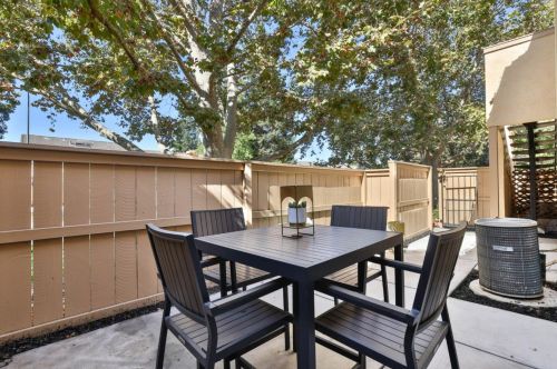 2086 Foxhall Loop, San Jose CA  95125-5986 exterior