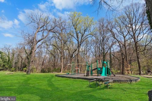 2235 Prout St, Washington DC 20020-5337 exterior