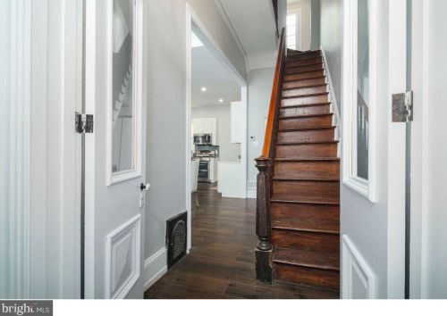 1916 Fairmount Ave, Philadelphia, PA 19130-2010