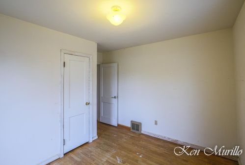 2867 Sharon Ave, Wyoming MI 49519-2519 exterior