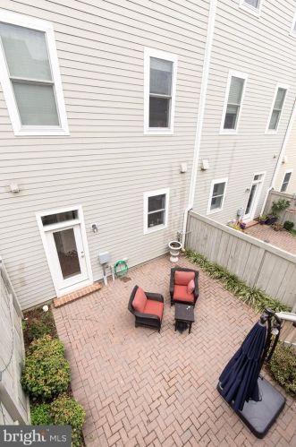 723 Custis Ave, Alexandria VA  22301-1088 exterior