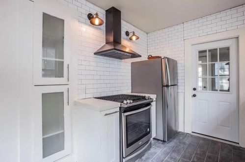 1207 Haines Ave, Dallas TX  75208-4103 exterior