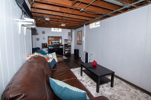 3842 84, Milwaukee WI 53228-1706 exterior