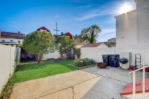 379 Barclay St, Perth Amboy NJ 08861-3128 exterior