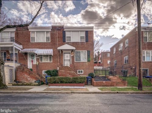 4007 Ames St, Washington DC  20019-3315 exterior