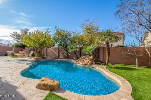 15426 4 Ave, Phoenix AZ 85041-3182 exterior