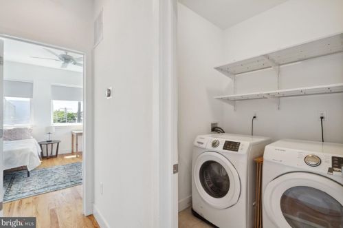 2201 Cumberland St, Philadelphia PA 19125-2203 exterior