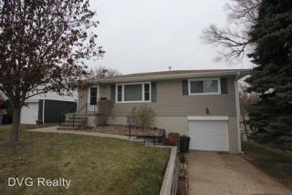 5802 Sprague St, Omaha NE  68104-2854 exterior