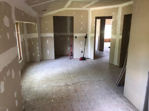 711 G Ave, Kalamazoo MI 49004-1404 exterior