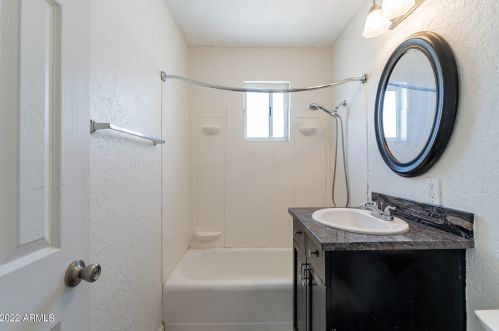 844 El Caminito Dr, Phoenix AZ  85020-3459 exterior