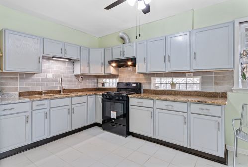 6237 Maplewood Ave, Chicago IL  60629-1623 exterior