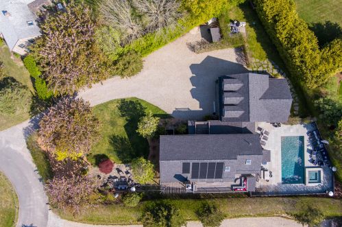 10 Doc Ryder Dr, Nantucket, MA 02554-2769