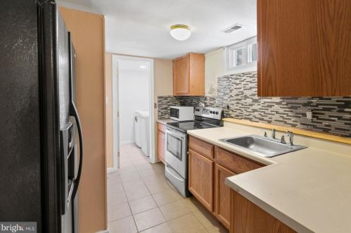 204 Blackfoot Trl, Browns Mills NJ 08015-6213 exterior