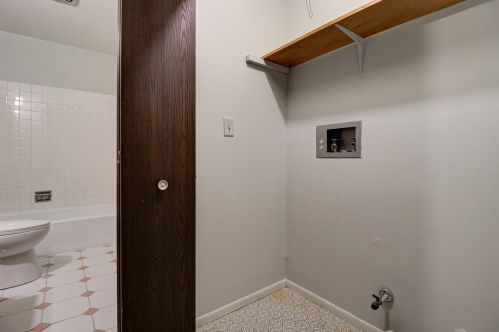 1145 Polk St, Chicago IL 60607-3415 exterior