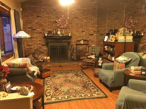 58 Craven St, Huntington Station NY 11746-2108 exterior