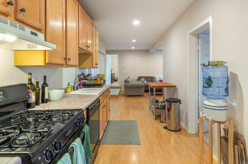 915 California Ave, Mill Valley CA 94941-3533 exterior