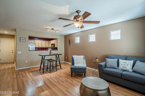 6017 Sweet Birch Ln, Tucson, AZ 85747-8987