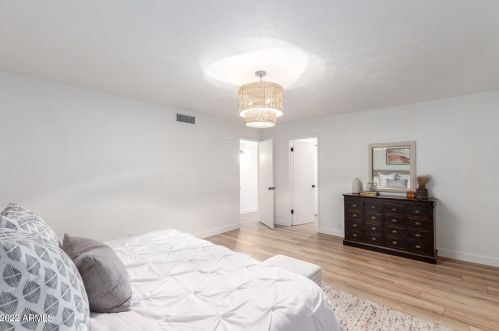 10837 38 Pl, Phoenix AZ 85044-8202 exterior