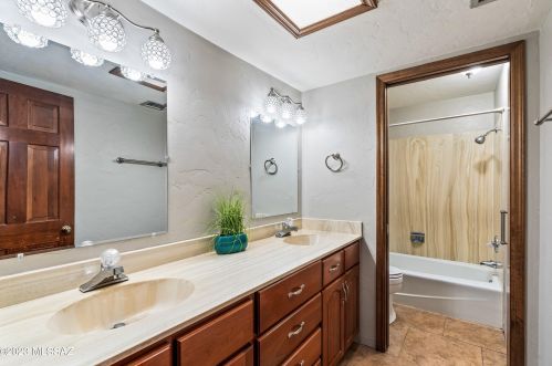 12520 Kit Carson Pl, Tucson AZ  85749-9368 exterior