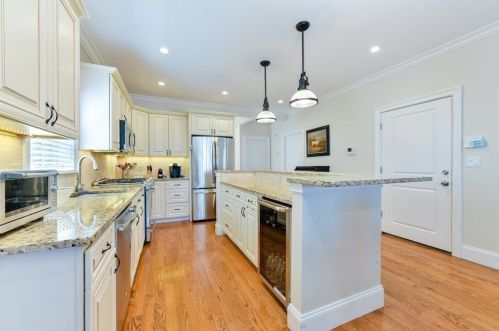 30 Middle St, Boston MA exterior