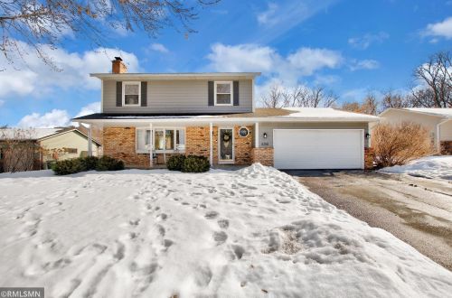 4258 Dunrovin Ln, Saint Paul MN 55123-1725 exterior