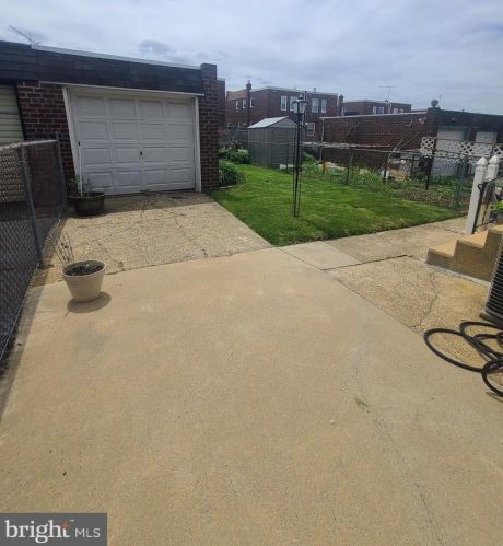 1222 Englewood St, Philadelphia PA 19149-1613 exterior