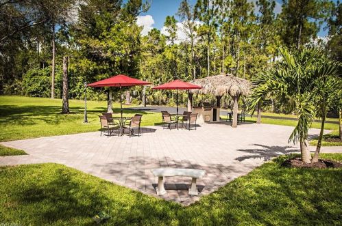 131 25 St, Naples FL 34117-3230 exterior