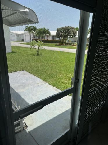 1514 21 St, Boynton Beach FL 33426-6428 exterior