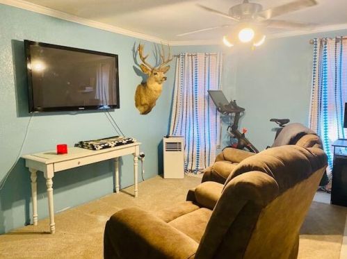 924 Stockbridge Ave, Kalamazoo MI 49001-3810 exterior