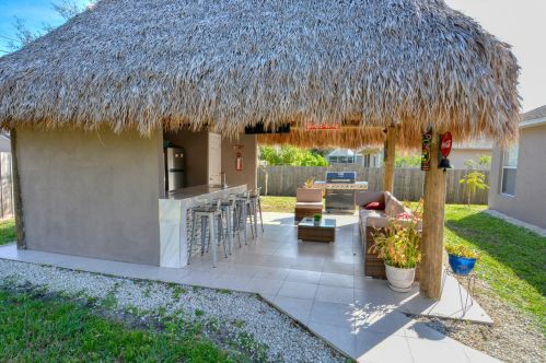 1761 Bradway Ln, Fort Pierce FL 34953-1621 exterior