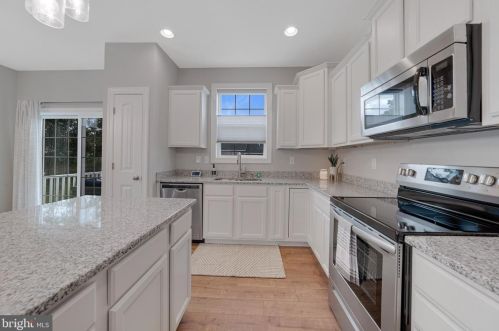 38 Overlook Dr, Hanover PA 17331-9136 exterior