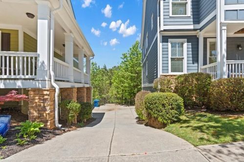 1732 Barfield Run, Atlanta GA  30318-2779 exterior