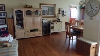 6634 Yarmouth Ave, Los Angeles CA  91335-5619 exterior