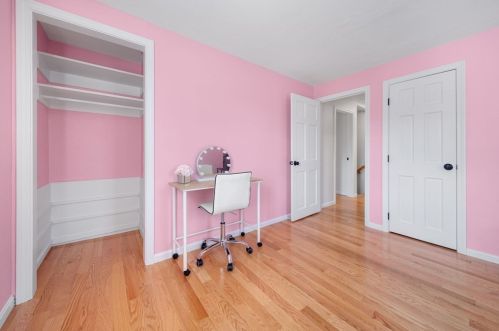 32 Hall Pl, Quincy MA 02169-4025 exterior