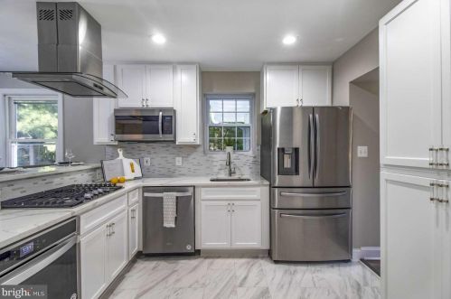 303 Greenwich Ln, Silver Spring MD  20910-4232 exterior