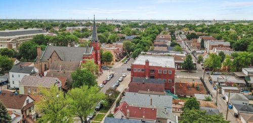 2720 Karlov Ave, Chicago IL 60652-3121 exterior