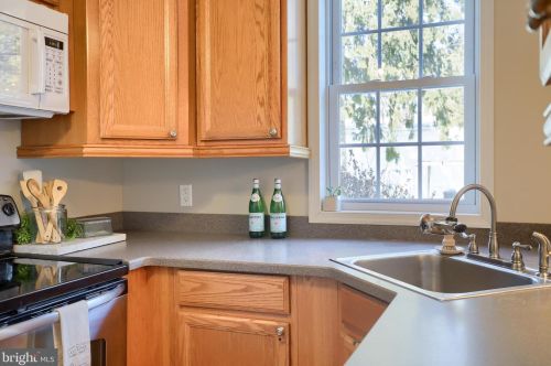 39 Ross St, Lancaster PA 17602-1944 exterior