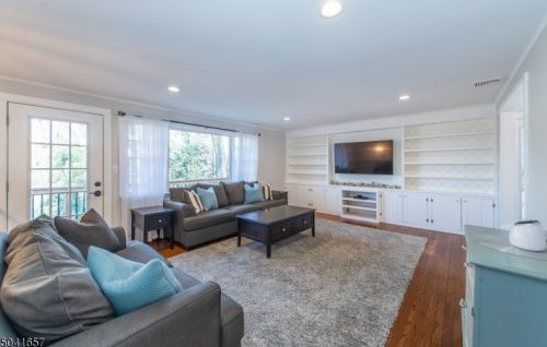 365 Shr Trl, Sparta NJ 07871-1714 exterior