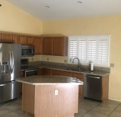 14242 47th St, Phoenix, AZ 85044-6205