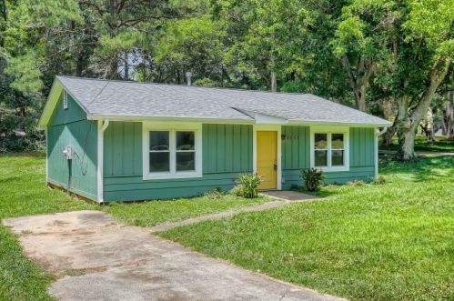 2641 Connally Dr, Atlanta GA  30344-1073 exterior