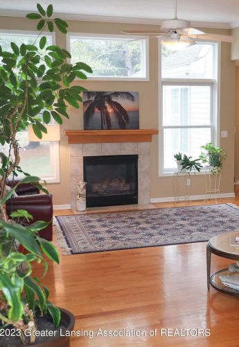 5955 Coleman Rd, East Lansing MI 48823-9763 exterior