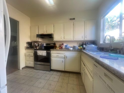 5014 54th St, San Diego, CA 92115-2228