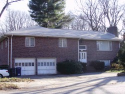 700 Centre St, Newton, MA 02458-2329