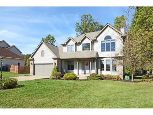 925 Jonathan St, Vermilion, OH 44001-3118