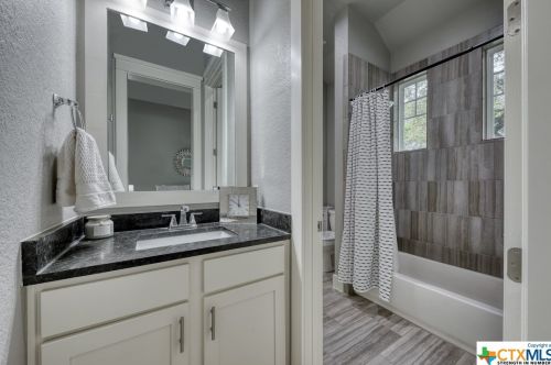 1044 Pegasus Dr, Spring Branch TX 78070 exterior